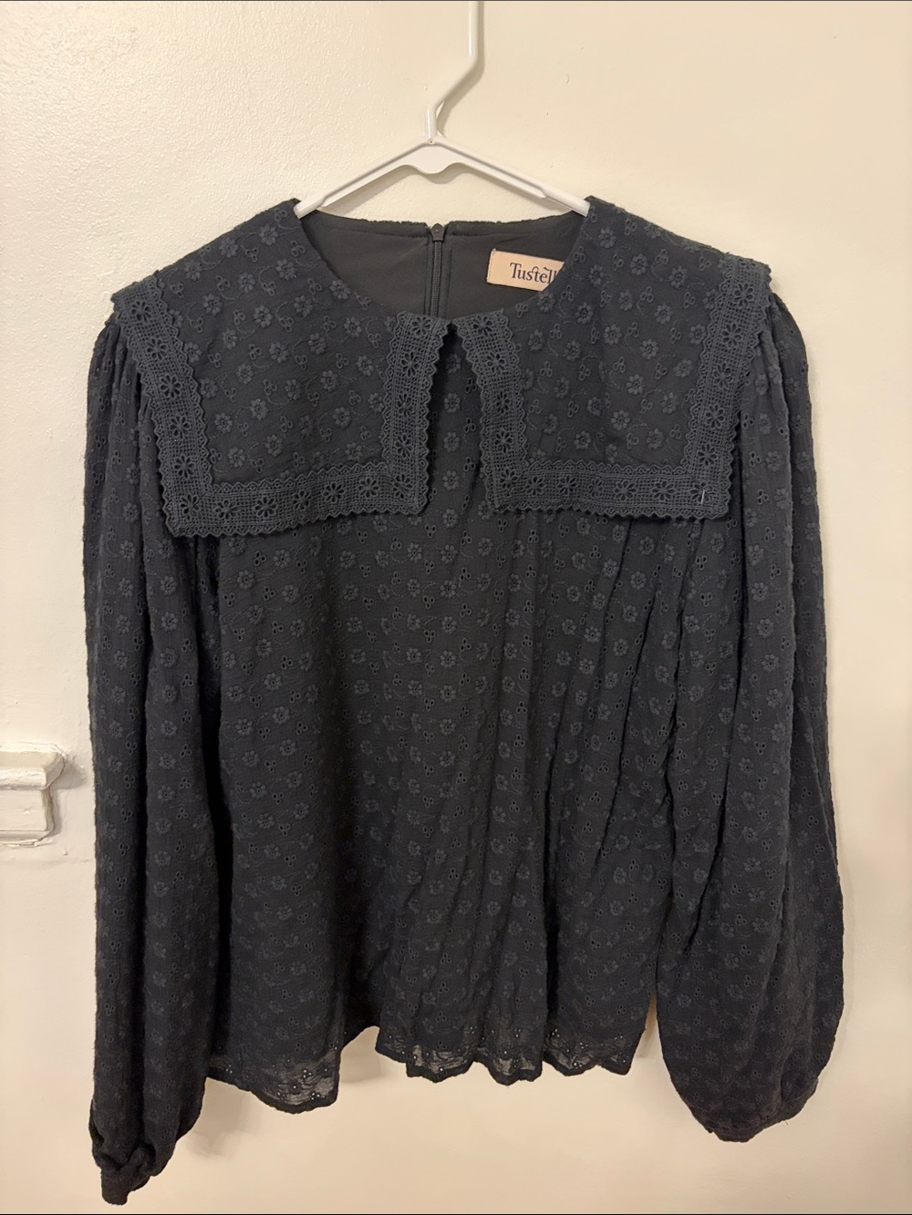 Black Eyelet Lace Collar Long-Sleeve Blouse